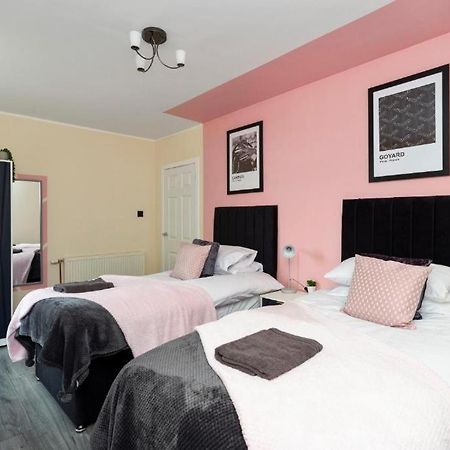 Stylish 3 Bed Edinburgh Abode-Parking And Garden Apartment Exterior photo